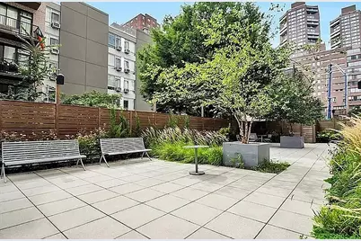 64 E 111th Street #308, New York, NY 10029 - Photo 8