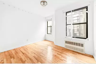 123 E 102nd Street #4D, New York City, NY 10029 - Photo 2