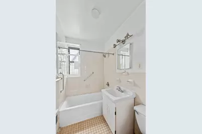 123 E 102nd Street #4D, New York City, NY 10029 - Photo 4