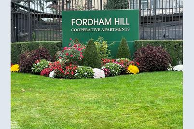6 Fordham Hill Oval #5D - Photo 1