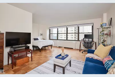 160 W End Avenue #10M, New York, NY 10023 - Photo 1