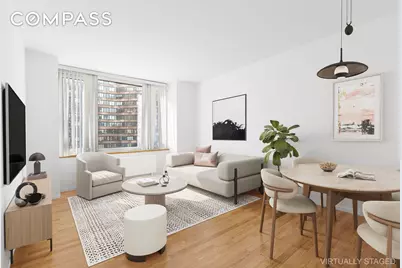 635 W 42nd Street #7L, New York City, NY 10036 - Photo 1