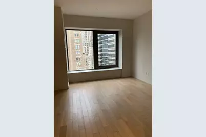 75 Wall Street #31J, New York, NY 10005 - Photo 1
