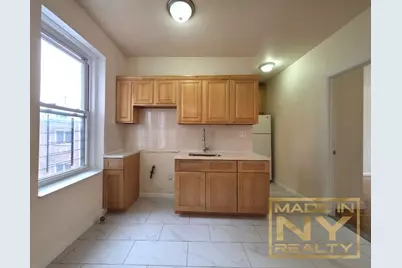 36-20 Parsons Boulevard #3F, New York City, NY 11354 - Photo 1