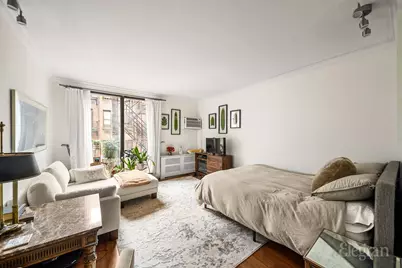 215 E 24th Street #319, New York City, NY 10010 - Photo 1