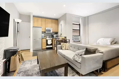 156 W 20th Street #3-B, New York City, NY 10011 - Photo 1