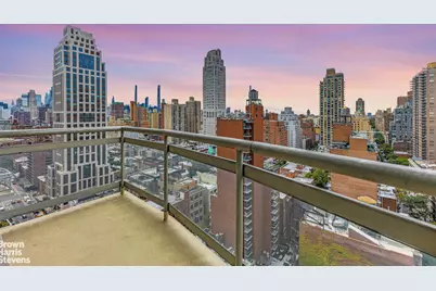 300 E 85th Street #2202, New York City, NY 10028 - Photo 1
