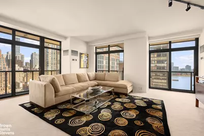 100 United Nations Plaza #22A, New York City, NY 10017 - Photo 1