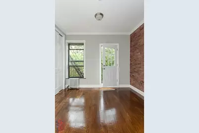 321 W 16th Street #1W, New York, NY 10011 - Photo 1