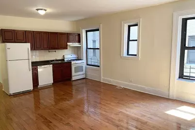 300 W 107th Street #4C, New York City, NY 10025 - Photo 1