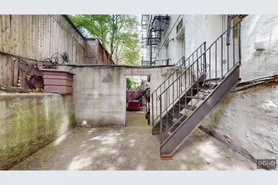 24 King Street #3, New York City, NY 10014 - Photo 1