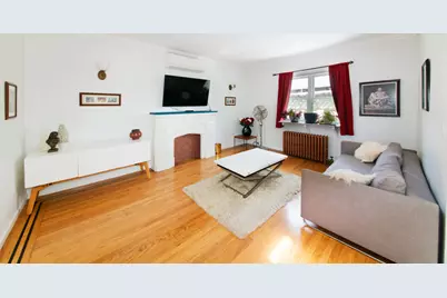 31-56 31st Street #2, New York City, NY 11106 - Photo 1