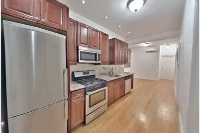 749 9th Avenue #206, New York, NY 10019 - Photo 1