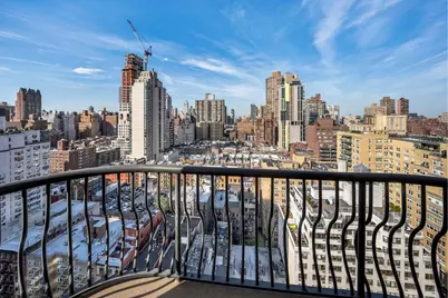 343 E 74th Street #PH2A, New York City, NY 10021 - Photo 1