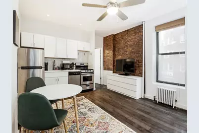 241 E 73rd Street #1C, New York, NY 10021 - Photo 1