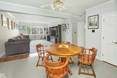 225 E 76th Street #4A, New York City, NY 10021 - Photo 1