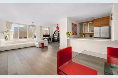 170 E 87th Street #W8D, New York City, NY 10028 - Photo 1