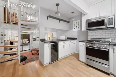 211 Thompson Street #GLD, New York City, NY 10012 - Photo 1