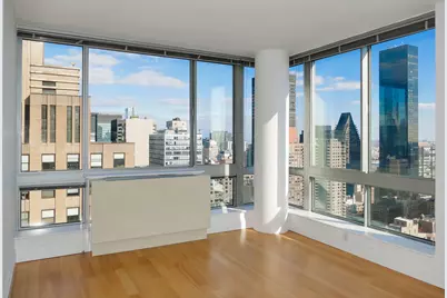 150 E 44th Street #PH-C, New York, NY 10017 - Photo 1