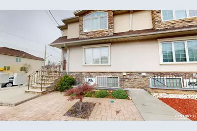 97 Crabtree Avenue, New York City, NY 10309 - Photo 1