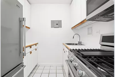 45 W 67th Street #28F, New York City, NY 10023 - Photo 1