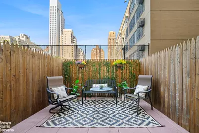 240 E 76th Street #1U, New York, NY 10021 - Photo 1