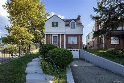 141-32 Grand Central Parkway, New York City, NY 11435 - Photo 1