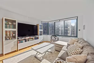 201 W 72nd Street #8C, New York City, NY 10023 - Photo 1