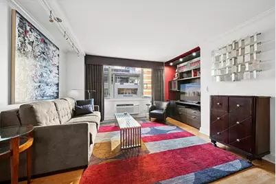 130 W 67th Street #6A, New York City, NY 10023 - Photo 1