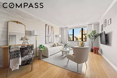 201 E 17th Street #14F, New York City, NY 10003 - Photo 1