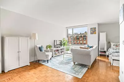 2 S End Avenue #8W, New York City, NY 10280 - Photo 1