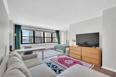 185 W End Avenue #8B, New York City, NY 10023 - Photo 1