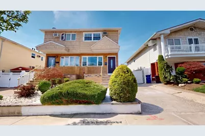 8 Thayer Place, New York City, NY 10306 - Photo 1