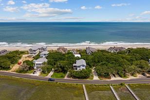 496 Myrtle Ave, Pawleys Island, SC 29585 - Photo 4