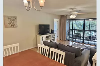 410 Melrose Pl. #203, Myrtle Beach, SC 29572 - Photo 4