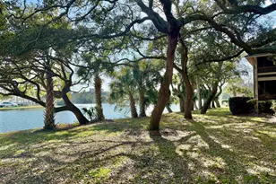 410 Melrose Pl, Myrtle Beach, SC 29572 - Photo 32