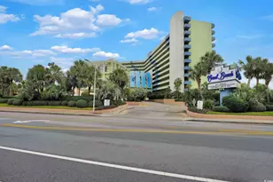 1105 S Ocean Blvd, Myrtle Beach, SC 29577 - Photo 1