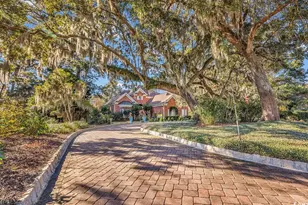 118 Oatland Lake Rd, Pawleys Island, SC 29585 - Photo 2