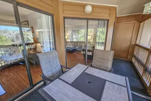 410 Melrose Pl, Myrtle Beach, SC 29572 - Photo 8