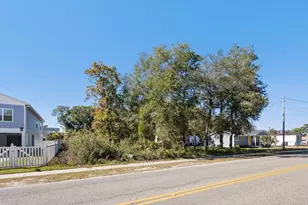 709 31st Ave S, Atlantic Beach, SC 29582 - Photo 1