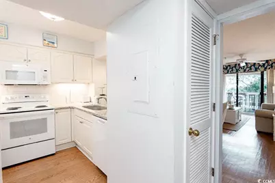 410 Melrose Pl. #308, Myrtle Beach, SC 29572 - Photo 4