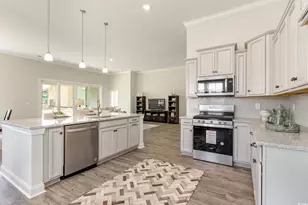 817 Belle Dr, North Myrtle Beach, SC 29582 - Photo 4