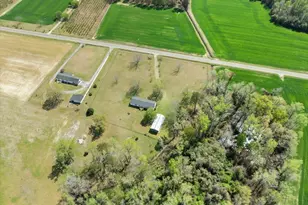 1130 Buck Swamp Rd, Fork, SC 29543 - Photo 30