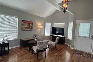 910 Emanon St, North Myrtle Beach, SC 29582 - Photo 2