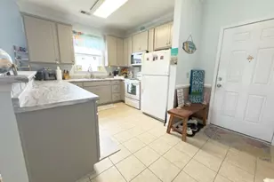 224 Castle Dr, Myrtle Beach, SC 29579 - Photo 4