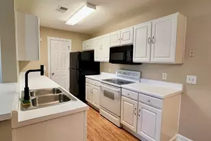 4394 Daphne Ln, Murrells Inlet, SC 29576 - Photo 6