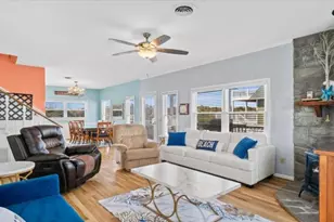 154 Sand Dollar St, Holden Beach, NC 28462 - Photo 14