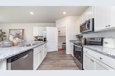 2056 Marietta Circle, Ash, NC 28420 - Photo 6