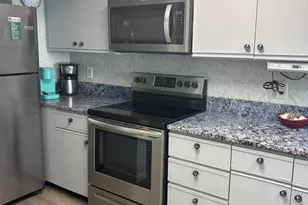 523 S Ocean Blvd, North Myrtle Beach, SC 29582 - Photo 4