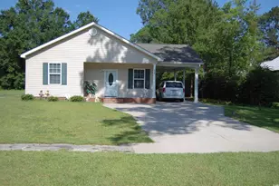 304 S Magnolia Ave, Andrews, SC 29510 - Photo 2